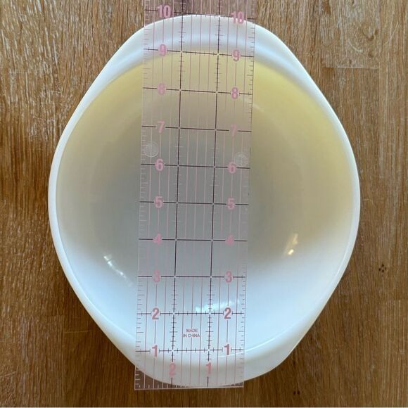 Vintage Pyrex 2 qt Desert Dawn Yellow Bowl - Picture 4 of 8